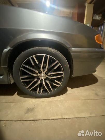 Продают литые диски r16
