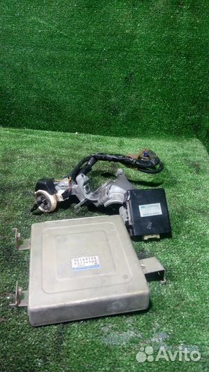 Блок управления двигателем Mitsubishi I (1989—1995