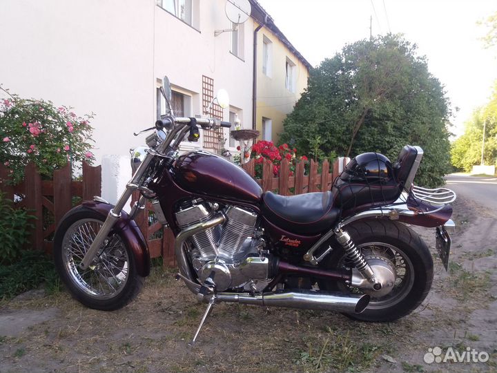 Suzuki Intruder VS 1400