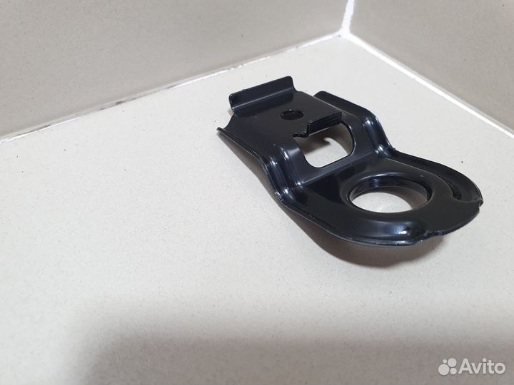 Кронштейн крепления радиатора Subaru Legacy 07-12