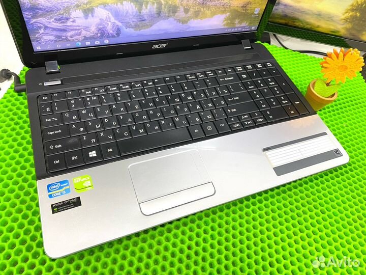 Ноутбук Acer для игр и учебы Core i5/GeForce 710M