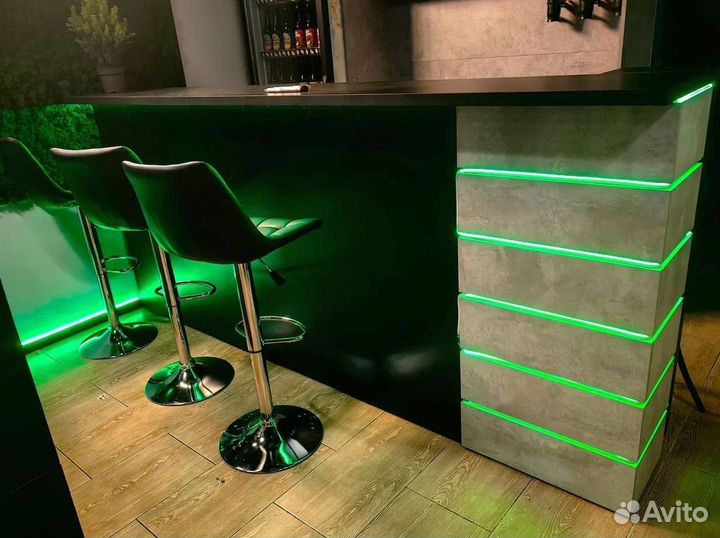 Стойка ресепшн / кассовый стол Гикори