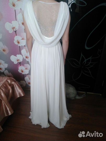 Платье вечернее