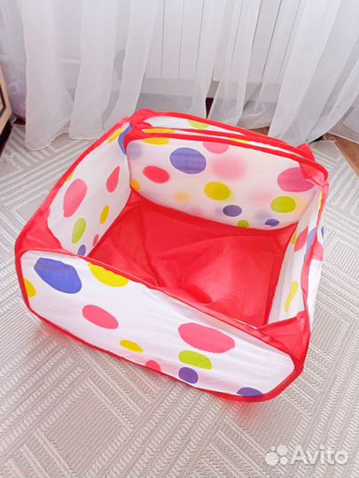 Сухой бассейн с шариками