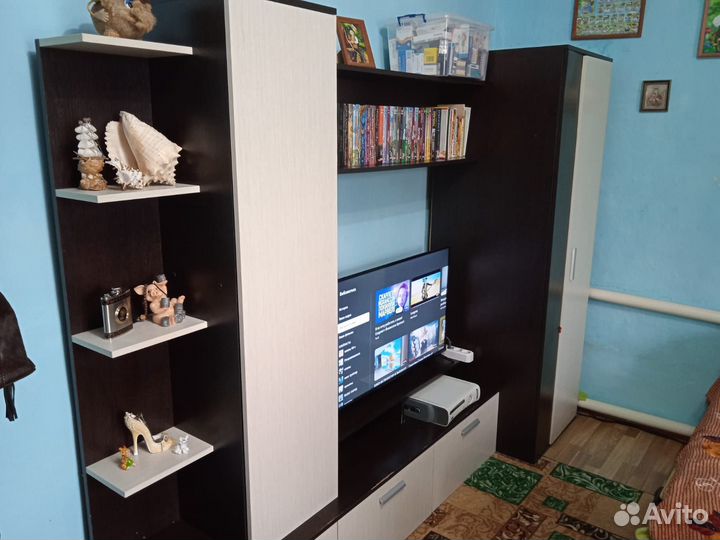 Стенка в гостиную