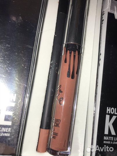 Блеск для губ + карандаш Kylie