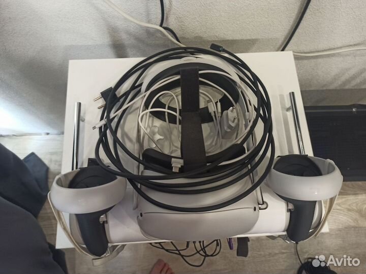 VR Oculus Quest 2 128Gb + аксессуары