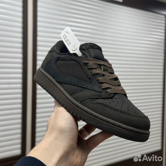 Кроссовки Travis Scott x Air Jordan 1 Low OG 'Velv