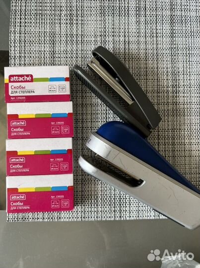 Степлер и скобы