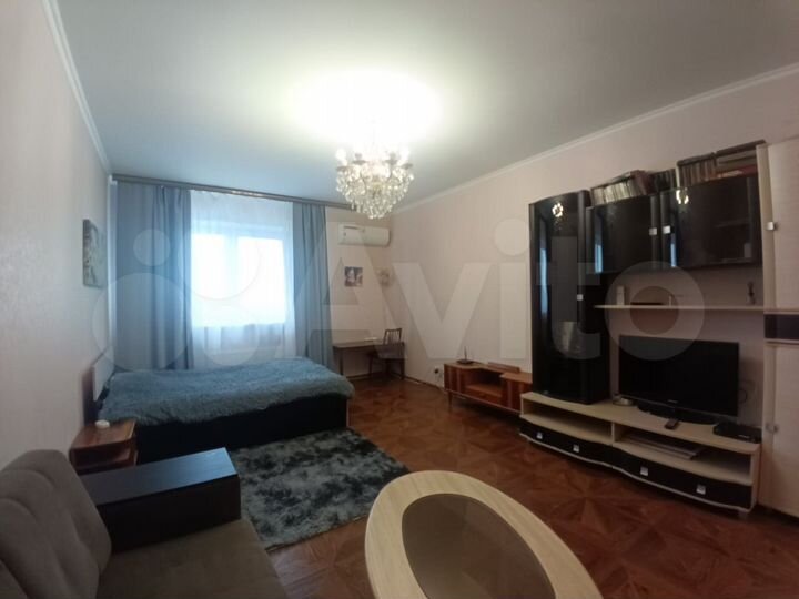 1-к. квартира, 53 м², 11/17 эт.