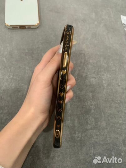 Чехлы на iPhone (11,12)