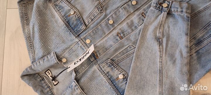 Джинсовая куртка