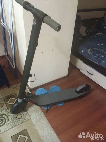 Электросамокат ninebot sigwey es2