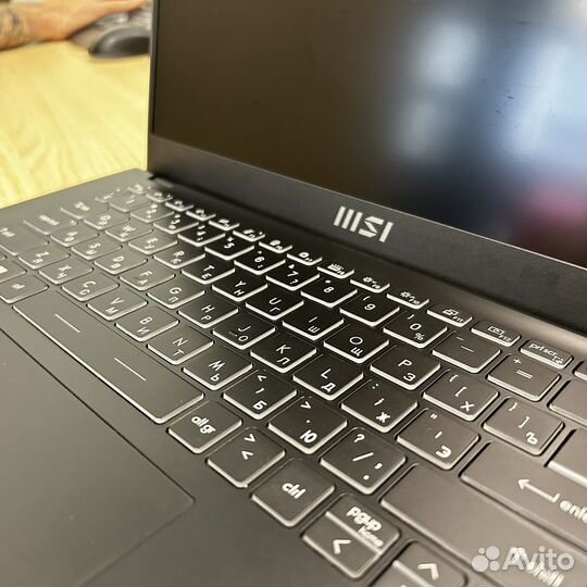 Ультрабук 14 msi C12M