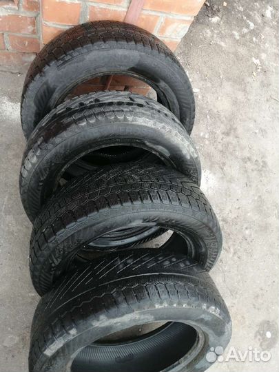 Gislaved Soft Frost 2 205/60 R16