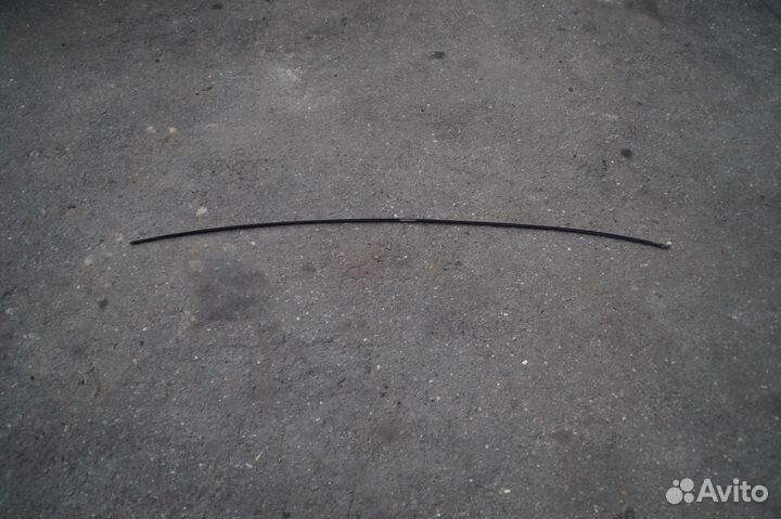 Nissan 73852-AU200 Молдинг крыши R