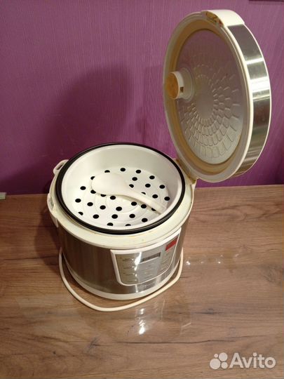 Мультиварка Homeclub