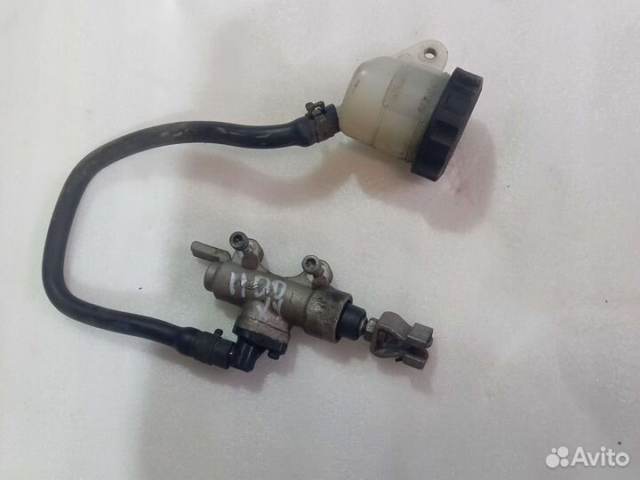 Машинка заднего тормоза Honda CBR 1100XX