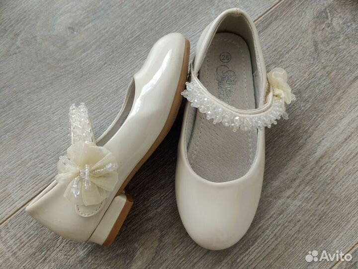 Туфли нарядные 26 размер