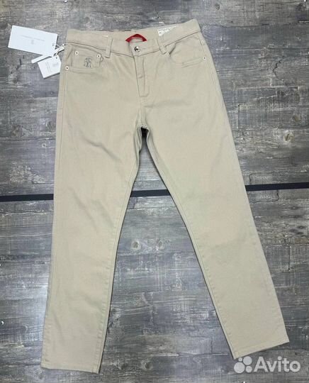 Мужские джинсы Brunello Cucinelli для деловых встреч