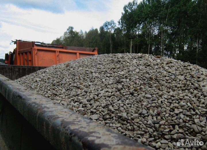 Щебень известняковый в наличии с доставкой