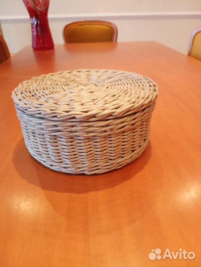 Корзина плетеная