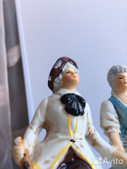 Старинная фарфоровая статуэтка Графенталь Германия