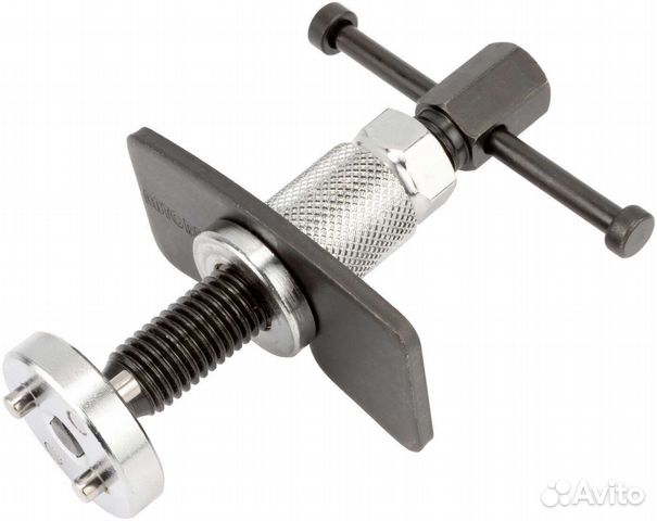 Приспособление для возврата тормозных цилиндров