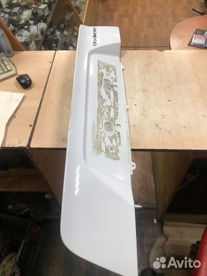 Накладка крышки багажника Ford Mondeo 4