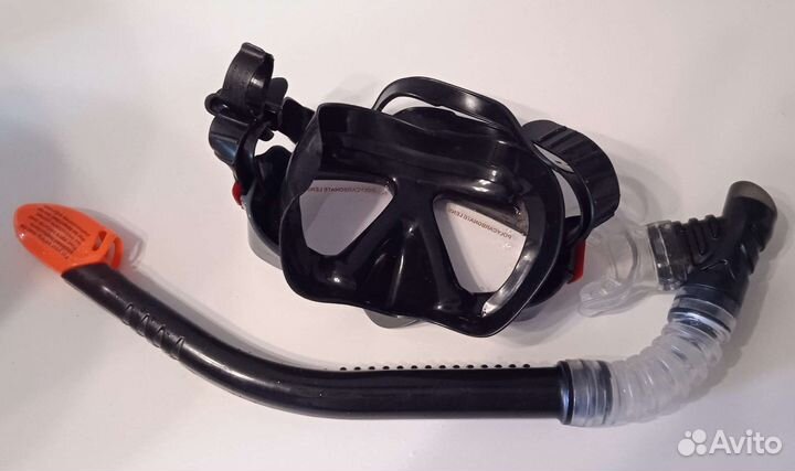 Ласты, маска и трубка
