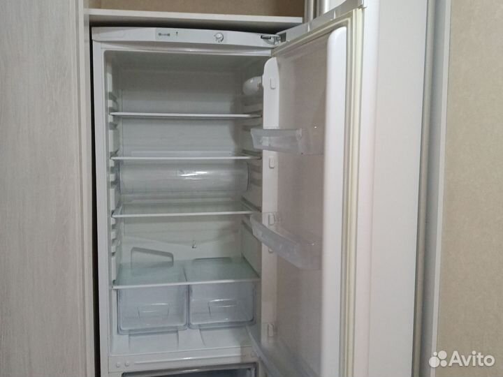 Холодильник indesit бу