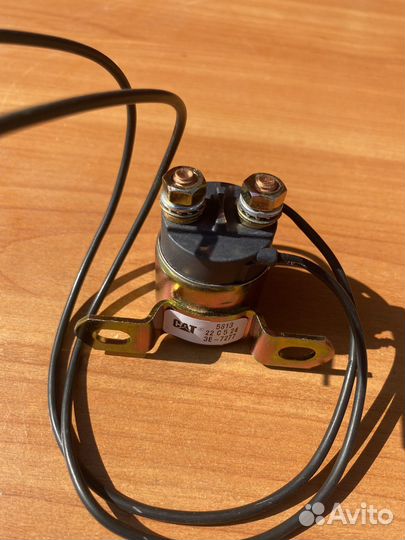 Магнитное реле включения спирали 3e7277 Cat