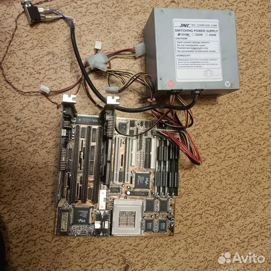 Материнская плата