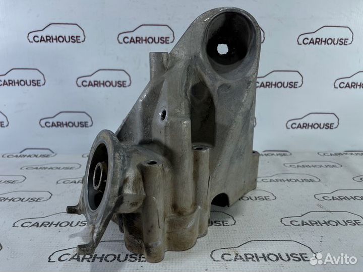 Корпус масляного фильтра Volkswagen Touareg 3.6