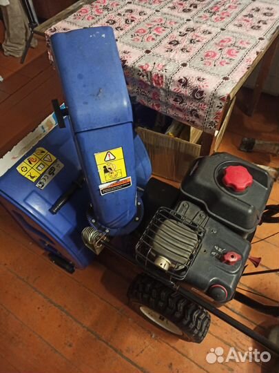 Снегоуборщик бензиновый самоходный бу