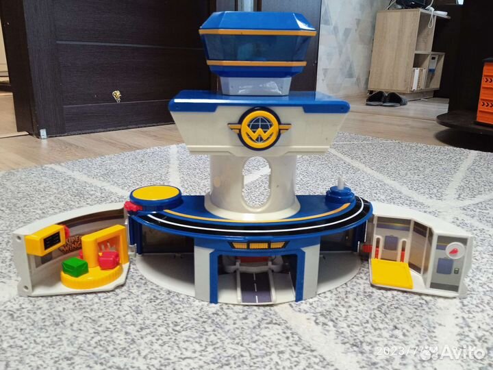 База Супер крылья