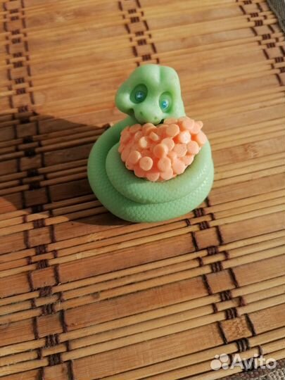 Мыло ручной работы змея символ 2025