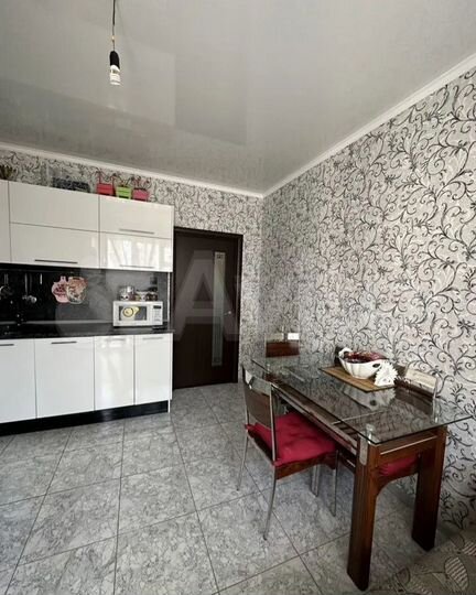 2-к. квартира, 69 м², 10/12 эт.