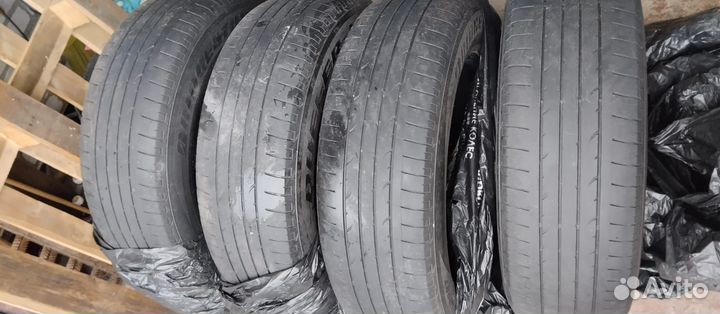 Bridgestone Dueler H/P Sport 235/65 R18 106H