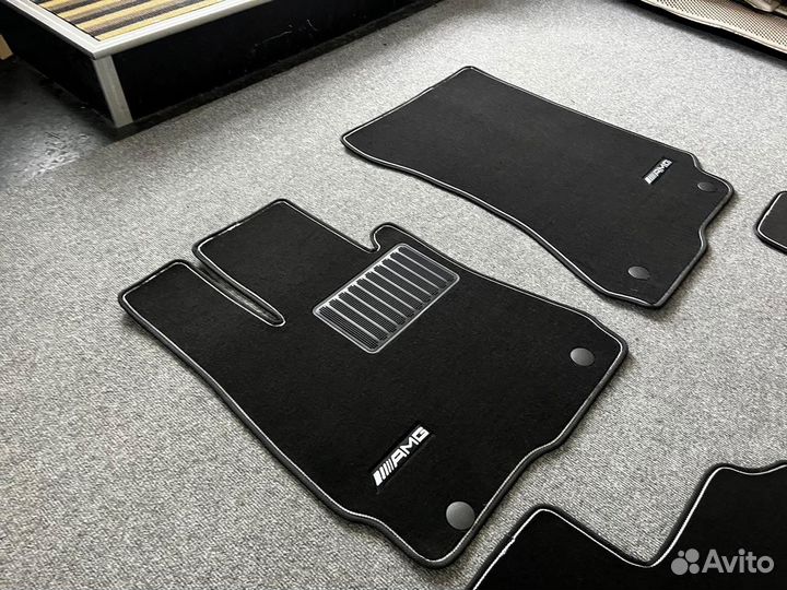 Amg автоковрики на Mercedes-Benz W 221