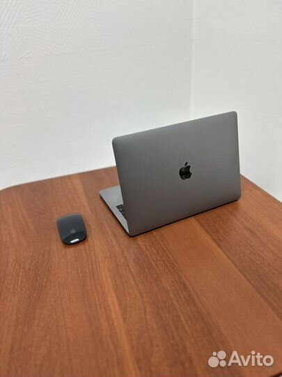 Macbook Pro 13 2016 256gb (TouchBar)