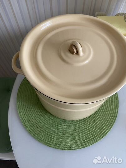 Кастрюли эмалированные 9л, 5л, 3л