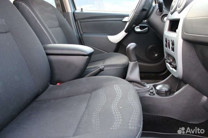 Подлокотник премиум для рено логан