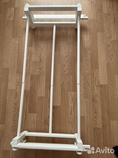 Маятник для круглой кроватки