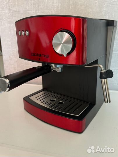 Кофеварка рожковая polaris
