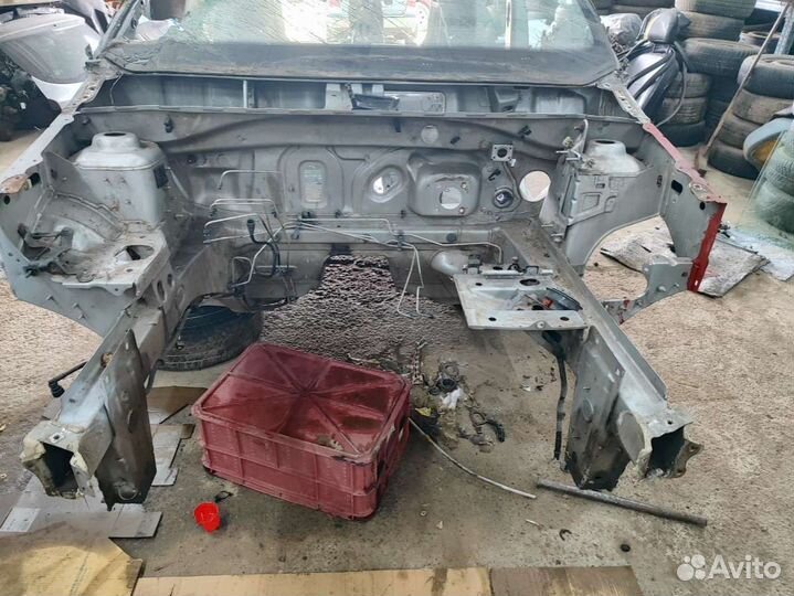 Четверть передняя левая Renault Sandero 2 0