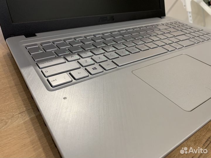 Ноутбук Asus vivobook 15 laptop x540ba