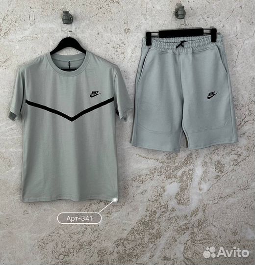 Костюм Nike tech шорты с футболкой