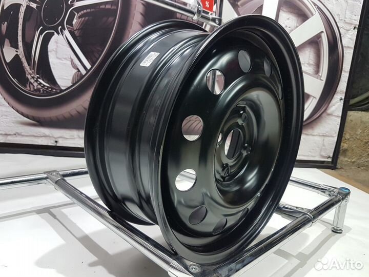 Штампованные диски R16 Trebl X40051 P black