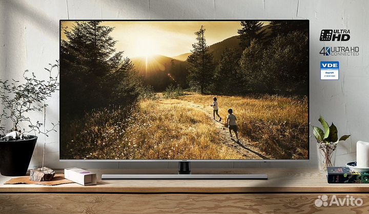 Телевизор Samsung smart 4K-81cm новый